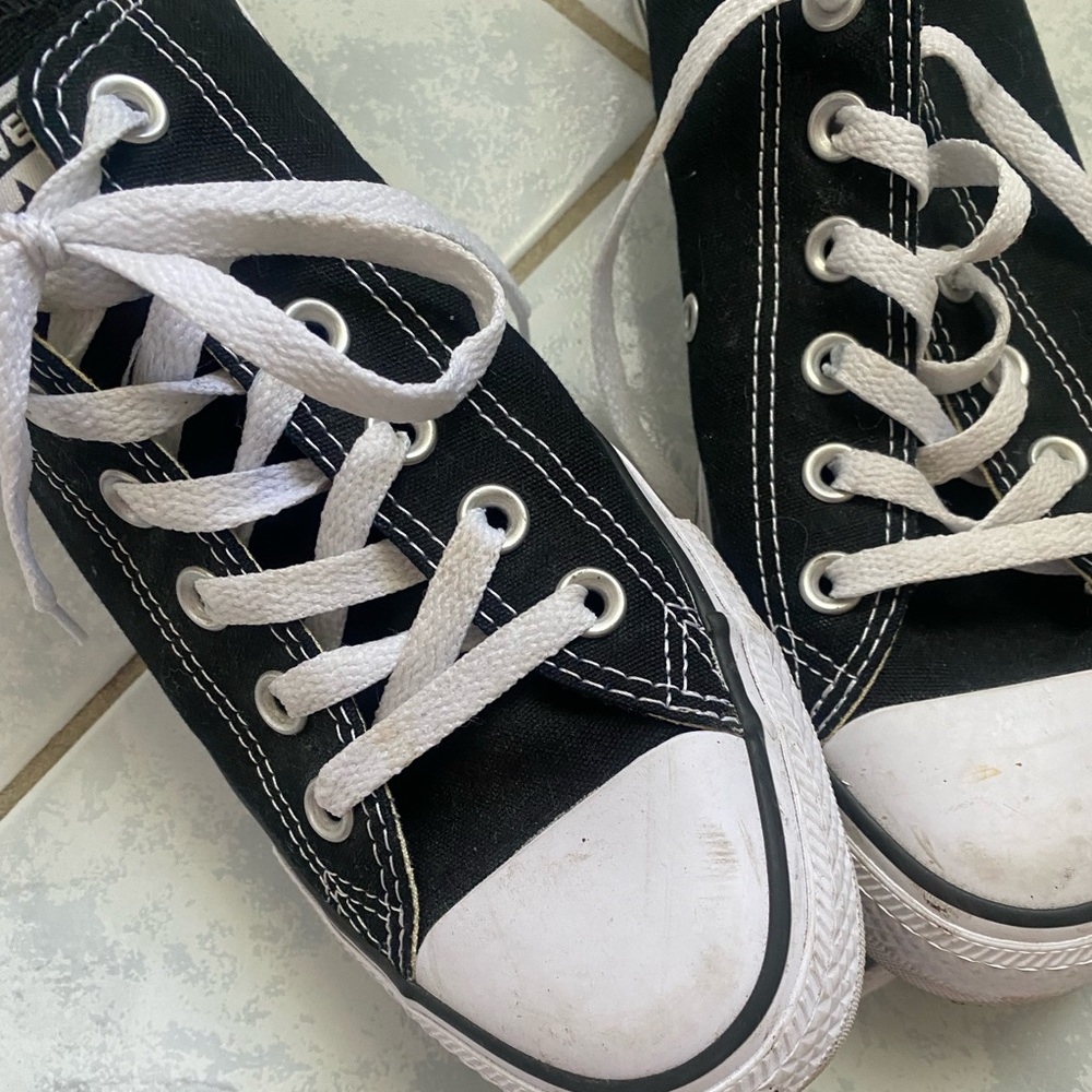 Converse All Star Back Low Top Chucks women’s 9 men’s 7
